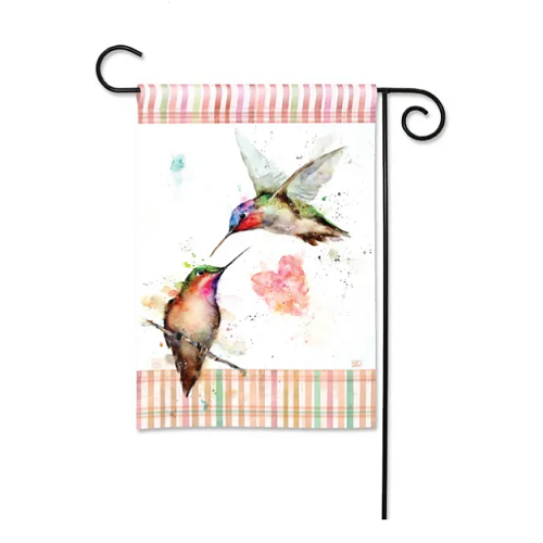 Studio M Humming Love Story Garden Flag